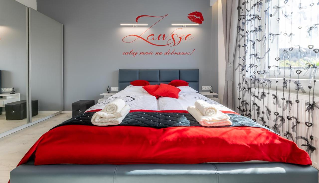 Leo Apartament Delux Ustrzyki Dolne Esterno foto