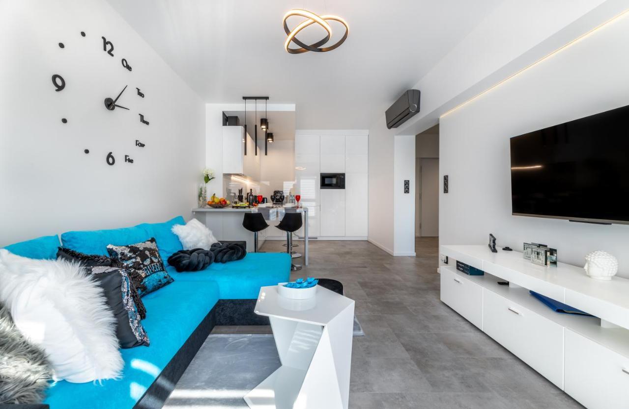 Leo Apartament Delux Ustrzyki Dolne Esterno foto