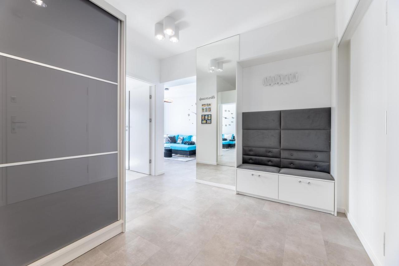 Leo Apartament Delux Ustrzyki Dolne Esterno foto
