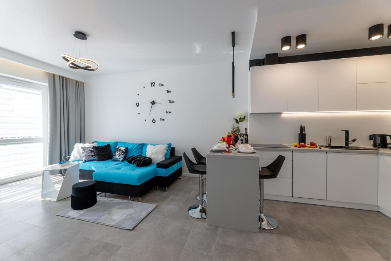Leo Apartament Delux Ustrzyki Dolne Esterno foto