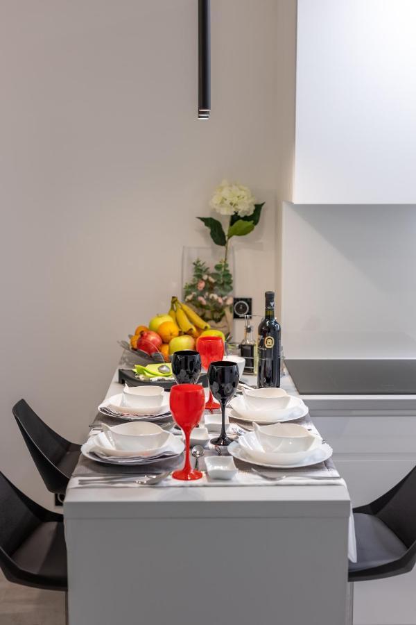 Leo Apartament Delux Ustrzyki Dolne Esterno foto
