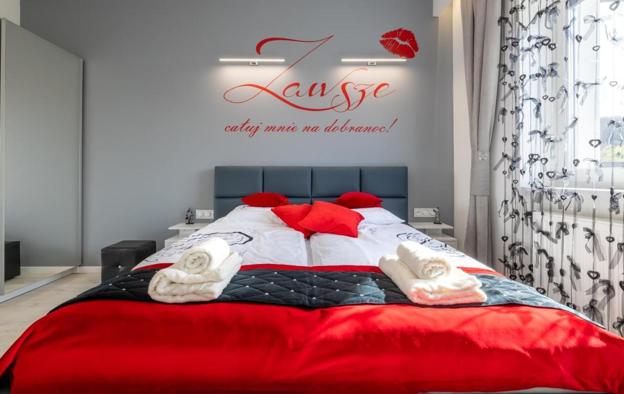 Leo Apartament Delux Ustrzyki Dolne Esterno foto