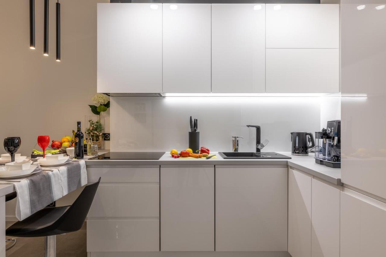 Leo Apartament Delux Ustrzyki Dolne Esterno foto